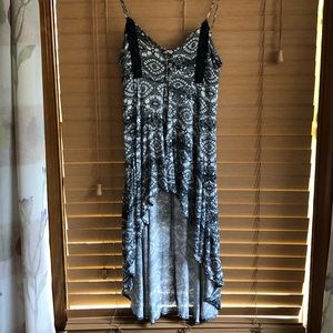 High-low printed top